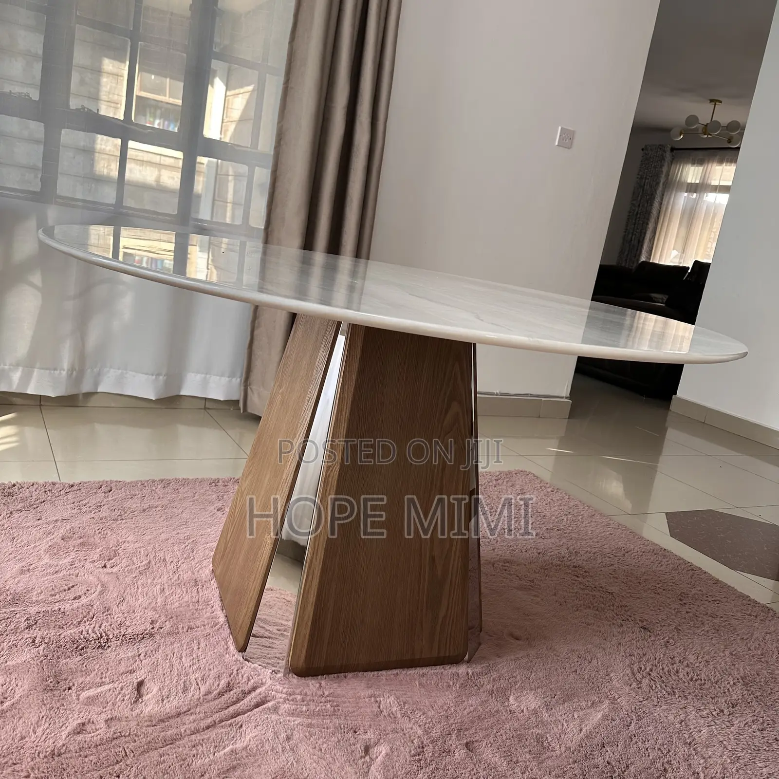 Unique Majestic Pure Marble Dinning Table
