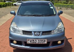 Nissan Wingroad 2015 Blue