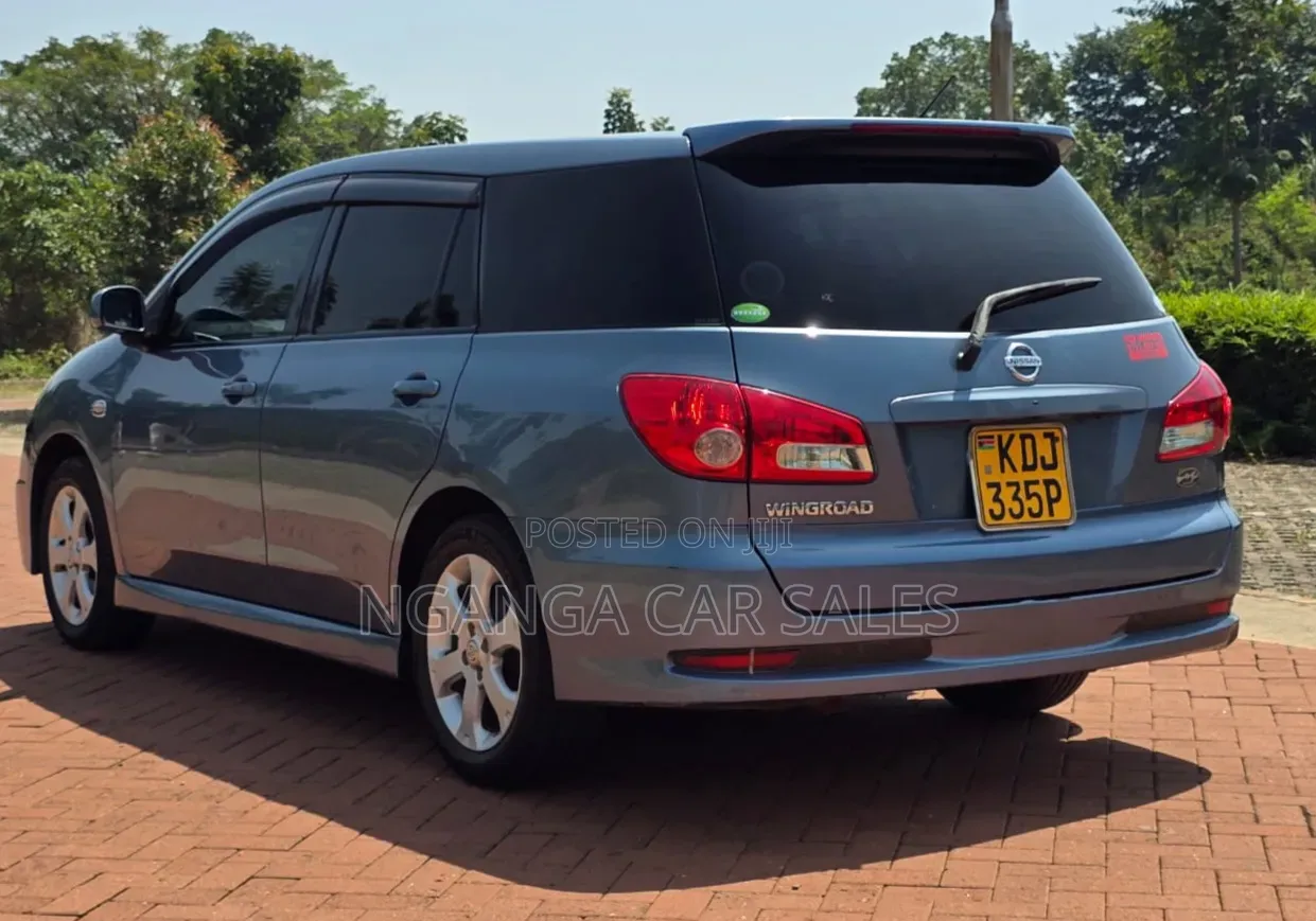 Nissan Wingroad 2015 Blue
