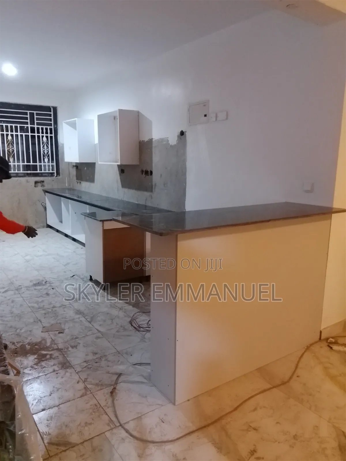 Granite Cutting, Polishing and Fixing Services