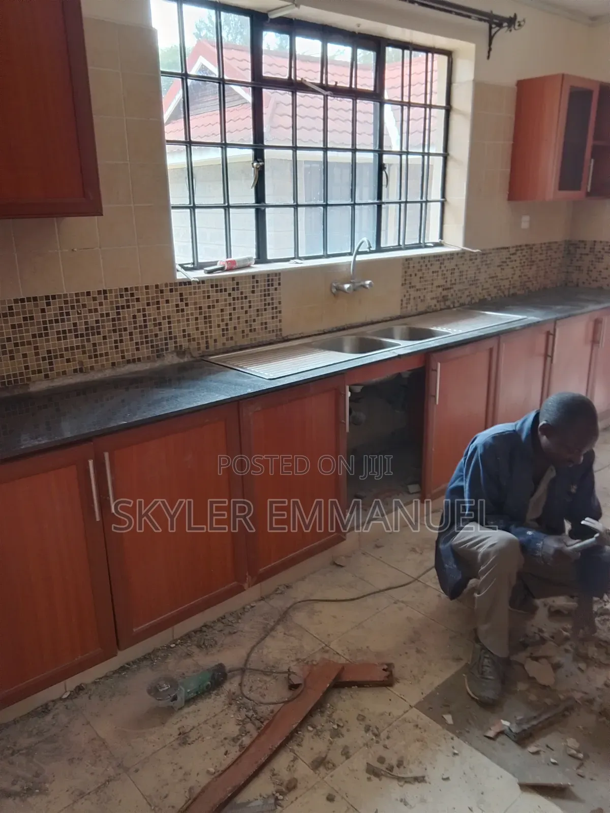 Granite Cutting, Polishing and Fixing Services