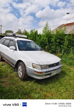 Toyota Corolla G-Touring 1999 White