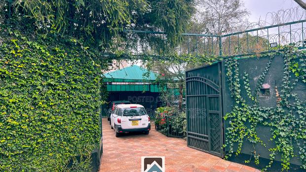 4bdrm Maisonette in Kibiku for rent