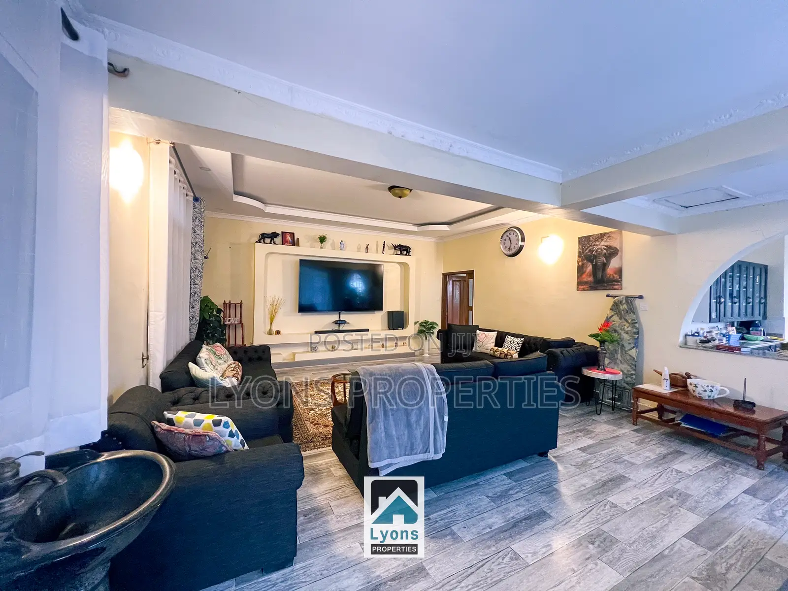 4bdrm Maisonette in Kibiku for rent