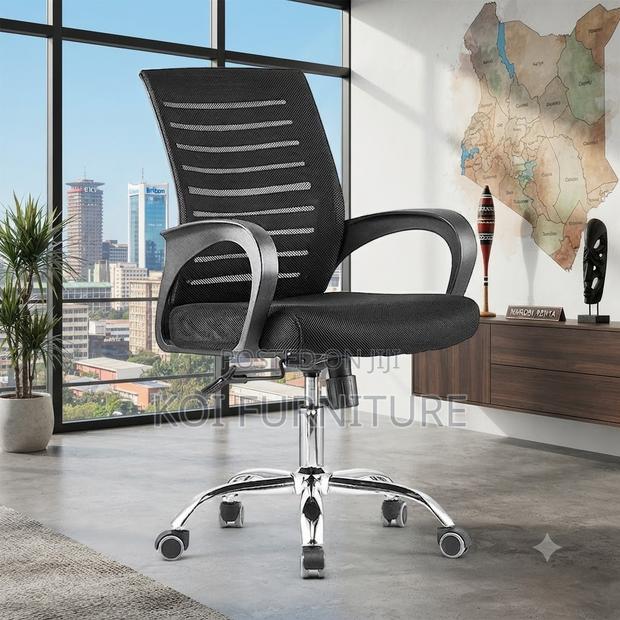 Office Chairs; Strong Mesh Office Chairs With Mid Back Support