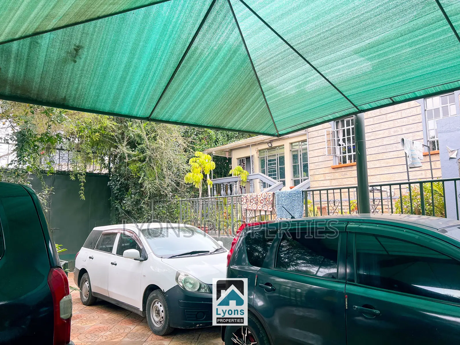 4bdrm Maisonette in Kibiku for rent
