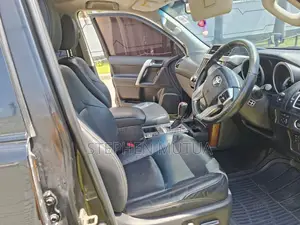 Toyota Land Cruiser Prado 2.7 VVT-i 2015 Black