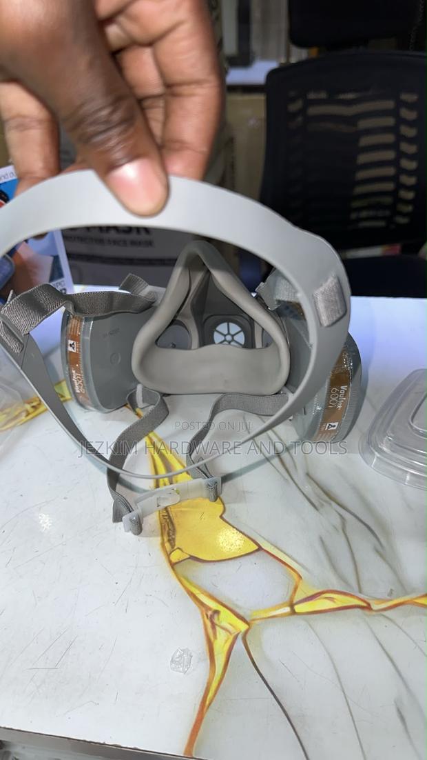 Half Face Respirator - thumbnail 3