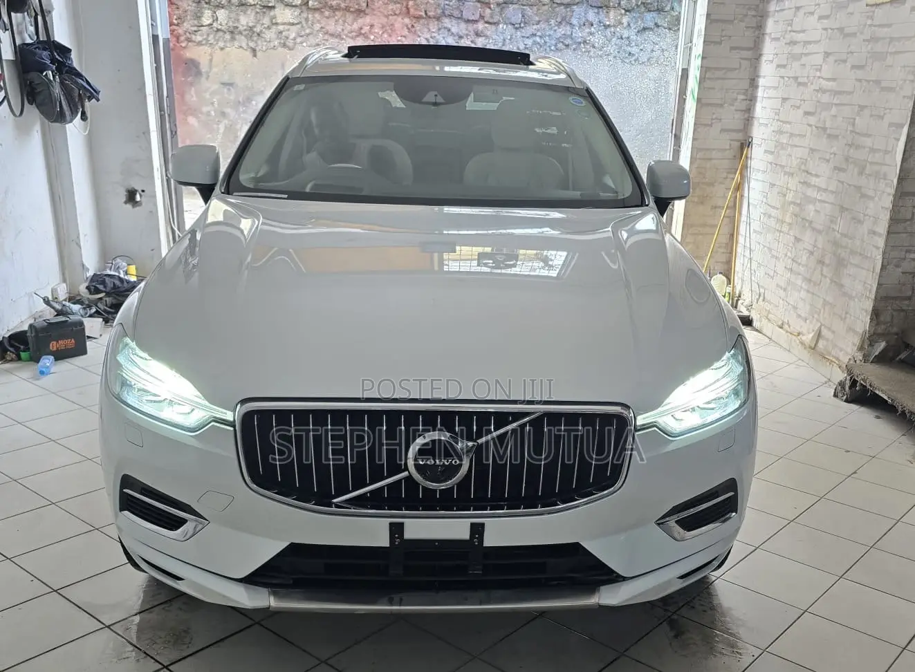 Volvo XC60 T6 Momentum AWD 2019 White