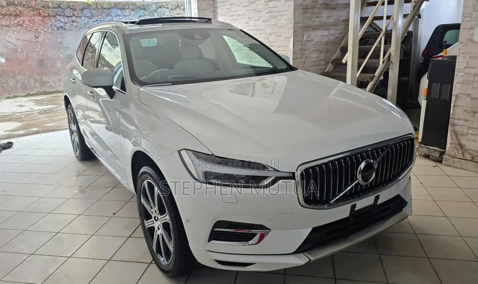 Volvo XC60 T6 Momentum AWD 2019 White