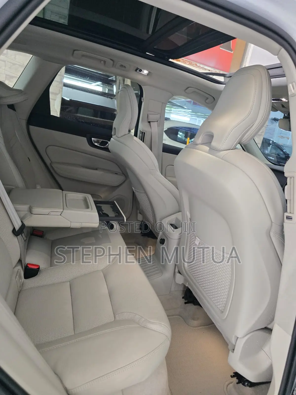 Volvo XC60 T6 Momentum AWD 2019 White
