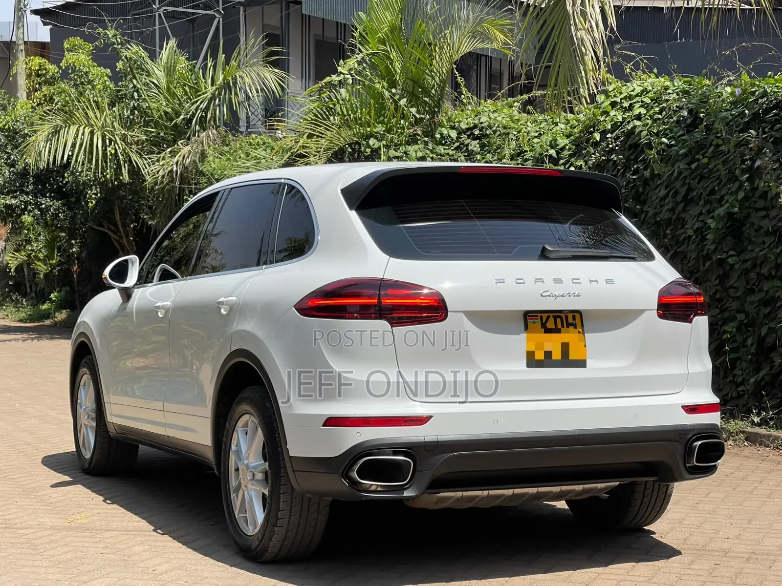 Porsche Cayenne 2015 White