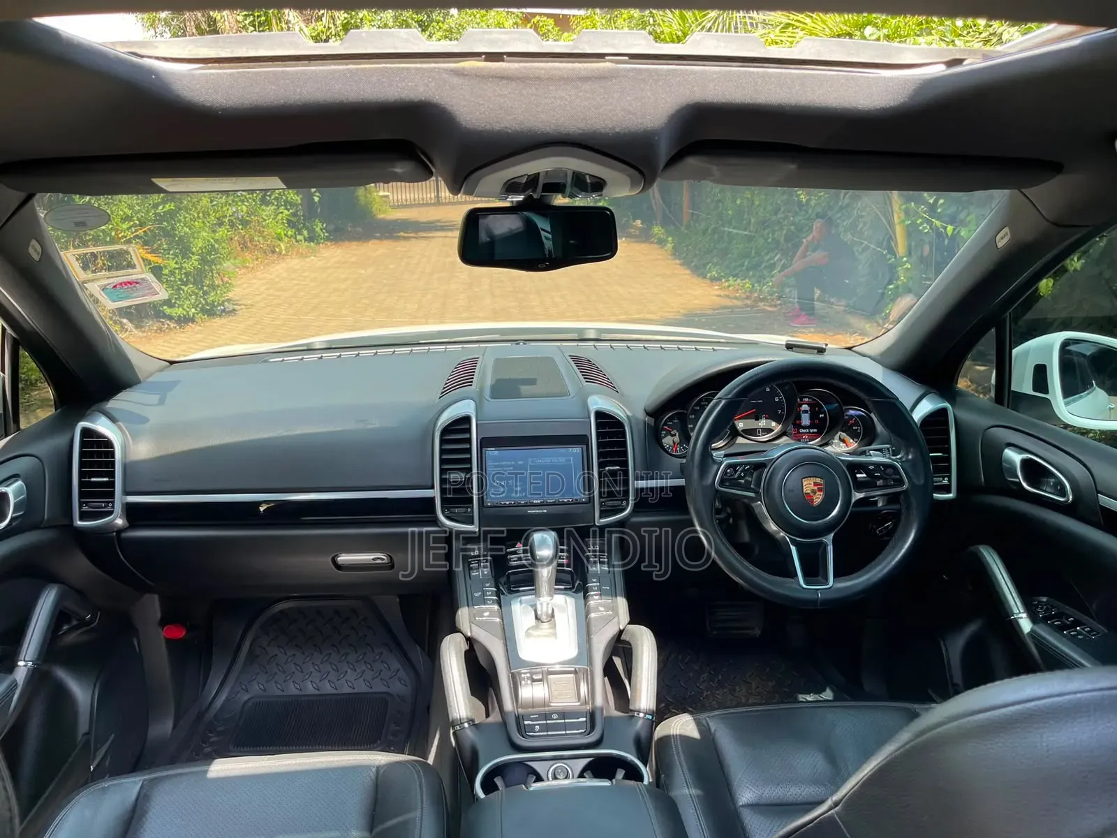 Porsche Cayenne 2015 White