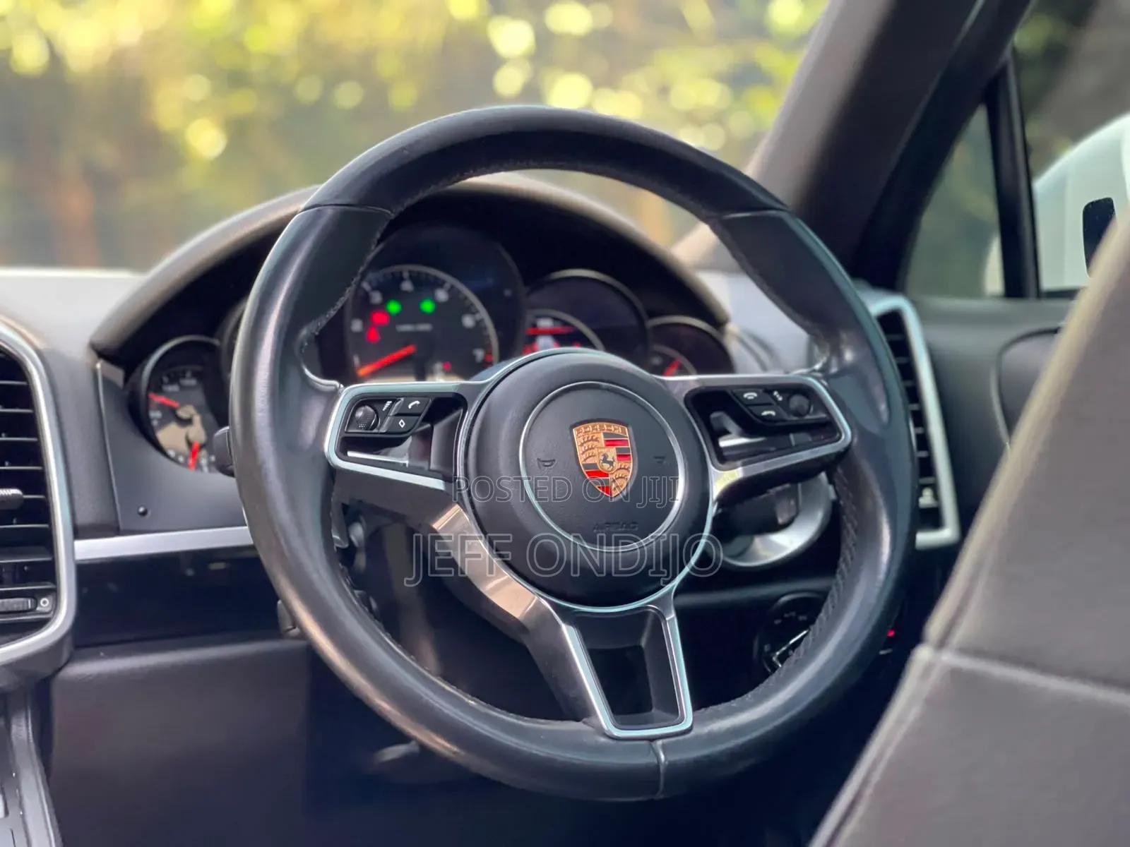 Porsche Cayenne 2015 White