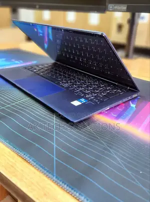 Laptop HP Dragonfly G2 16GB Intel Core i5 SSD 256GB