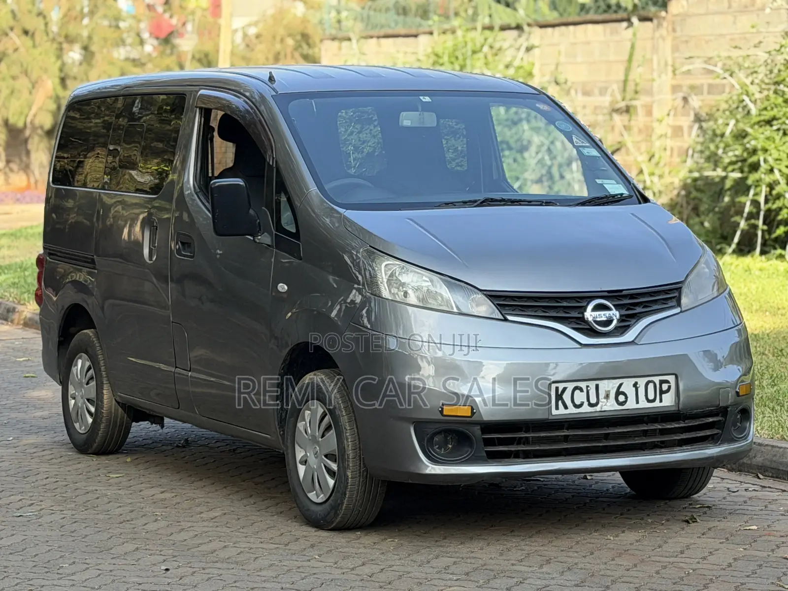 Nissan NV200 2013 Grey