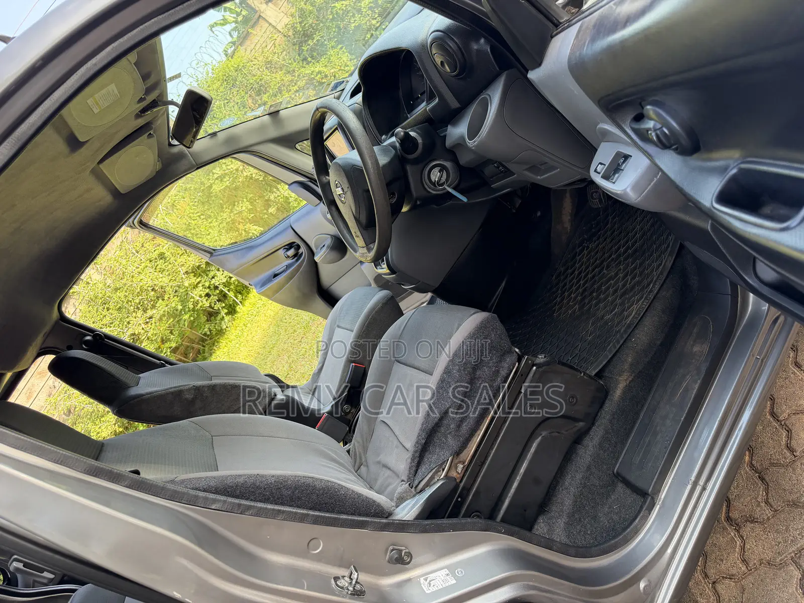 Nissan NV200 2013 Grey