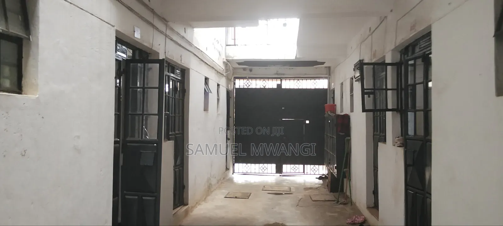 1bdrm Block of Flats in Kenyatta Road / Theta  for sale