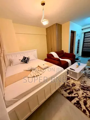 Executive Studio Airbnb at Grand Midtown Apartments, Ngara