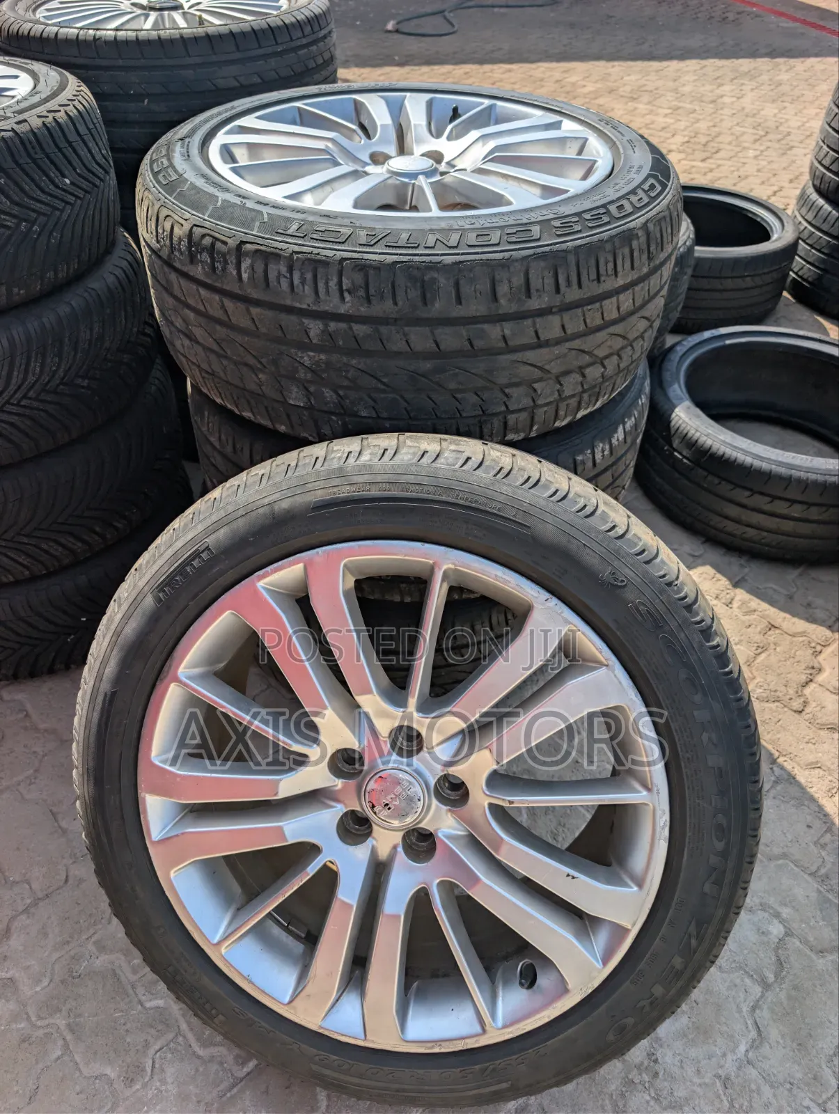 Range Rover 20 Inch Wheels Rims Tire