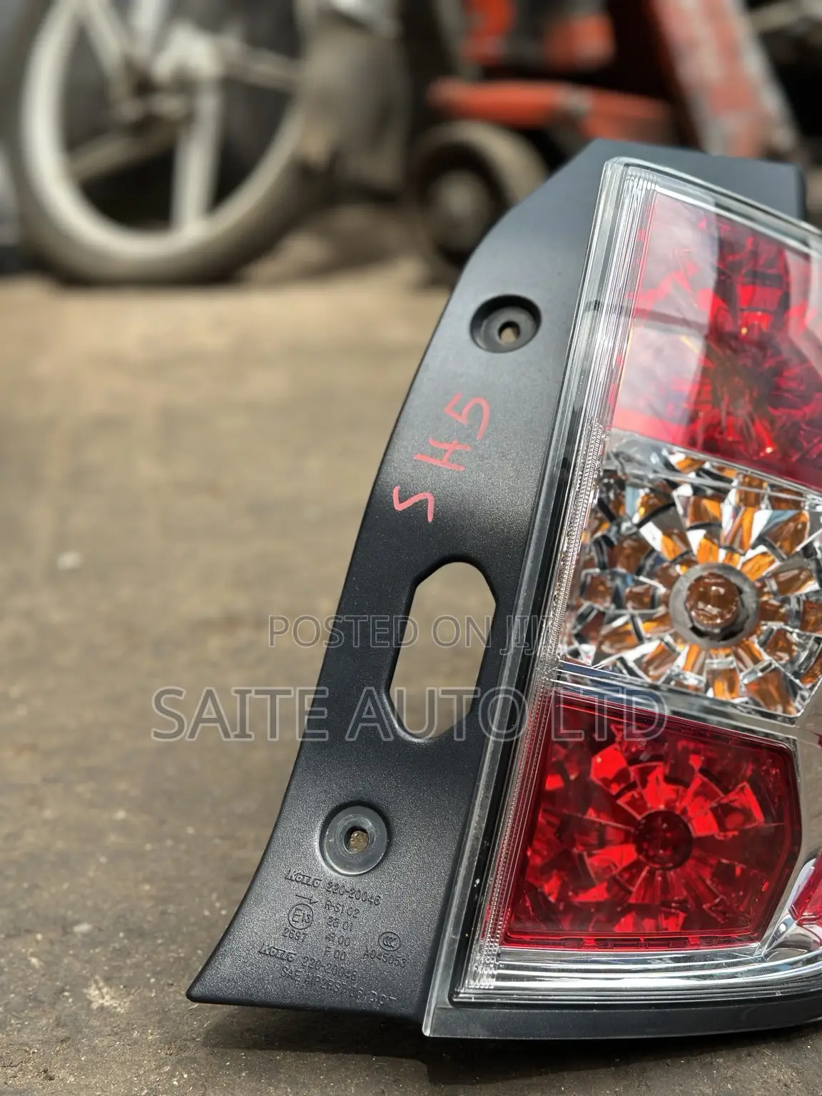 Subaru SH5 Tail Light