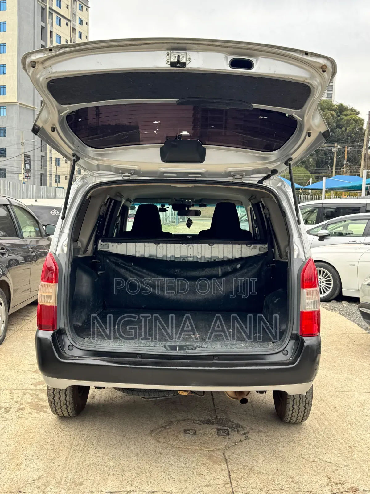 Toyota Probox 2018 Silver