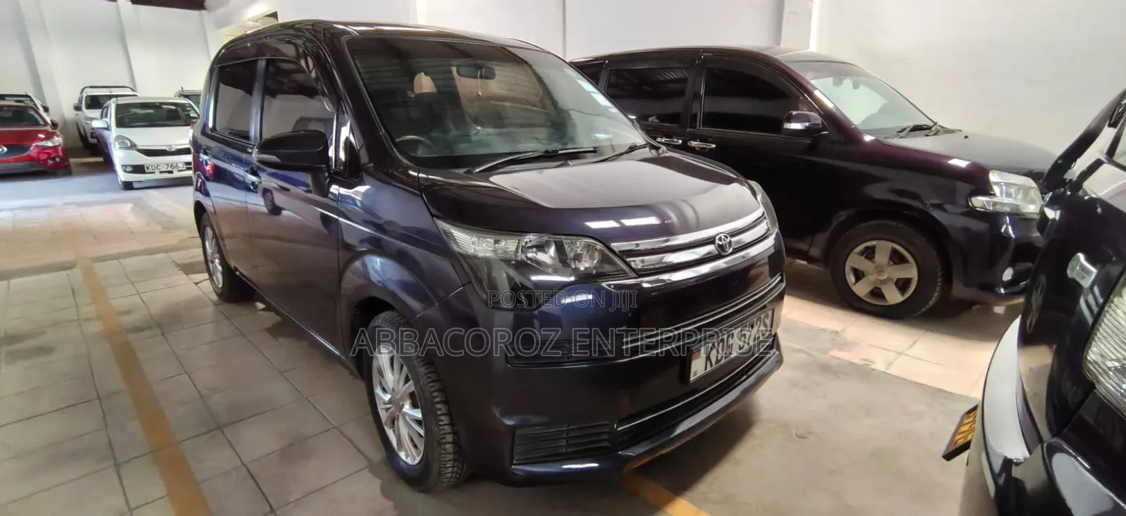 Toyota Spade 2017 Purple
