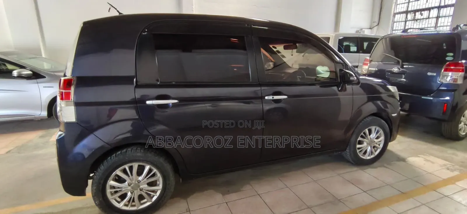 Toyota Spade 2017 Purple