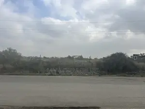 1 Acre Touching Tarmac Katani