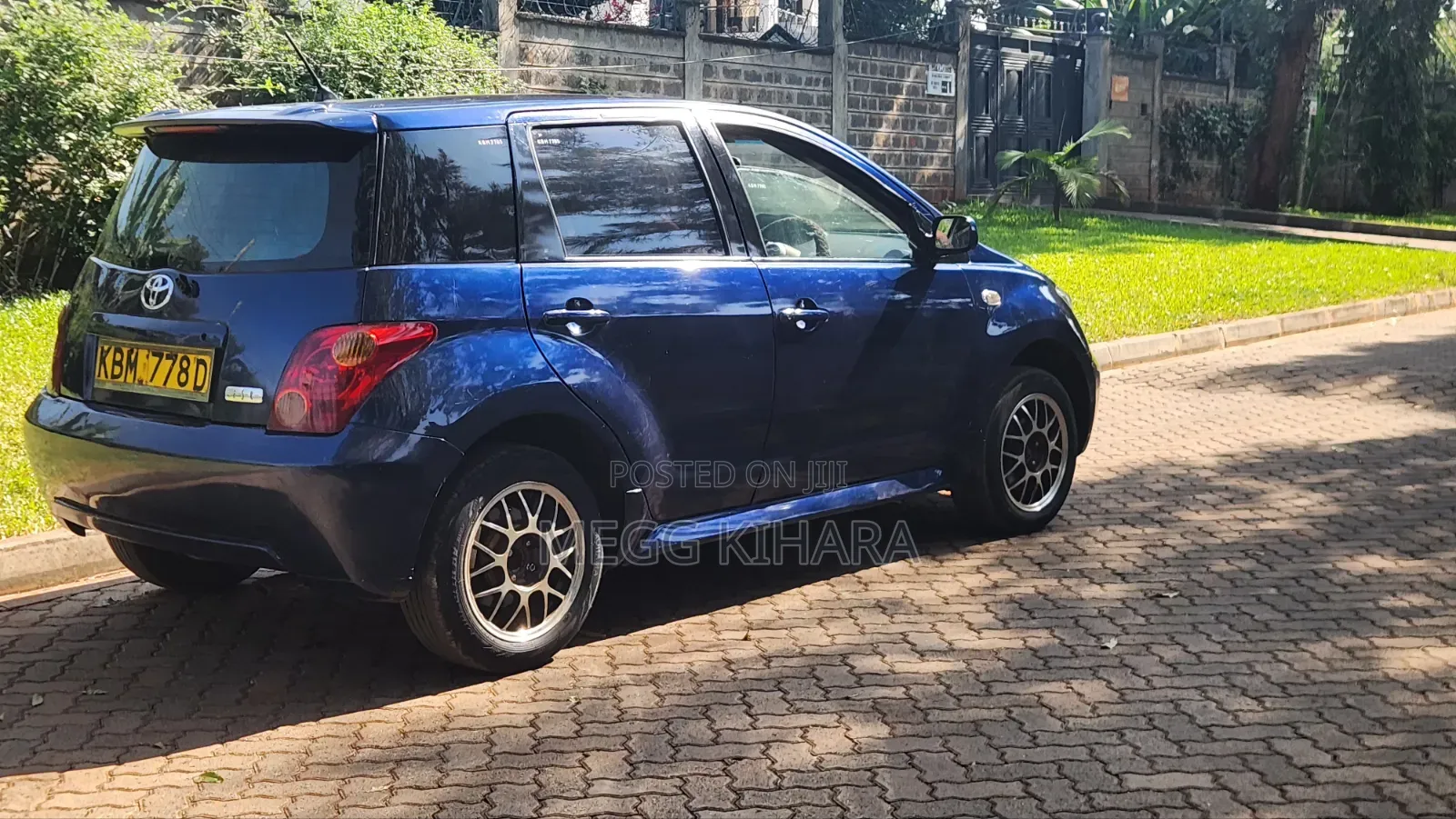 Toyota IST 2005 Blue