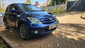 Toyota IST 2005 Blue