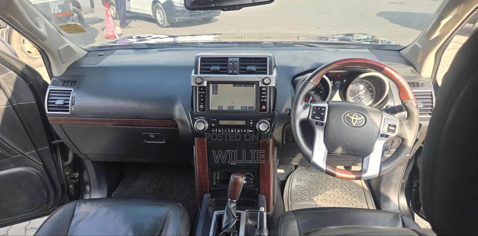 Toyota Land Cruiser Prado 2017 Black