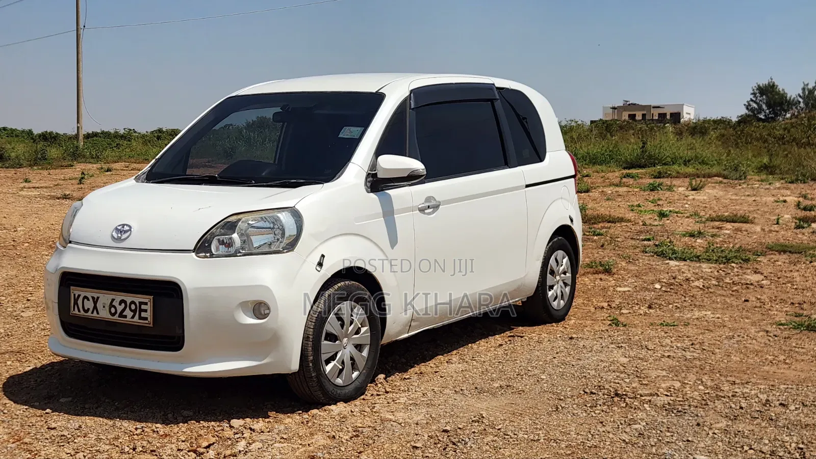 Toyota Porte 2015 White