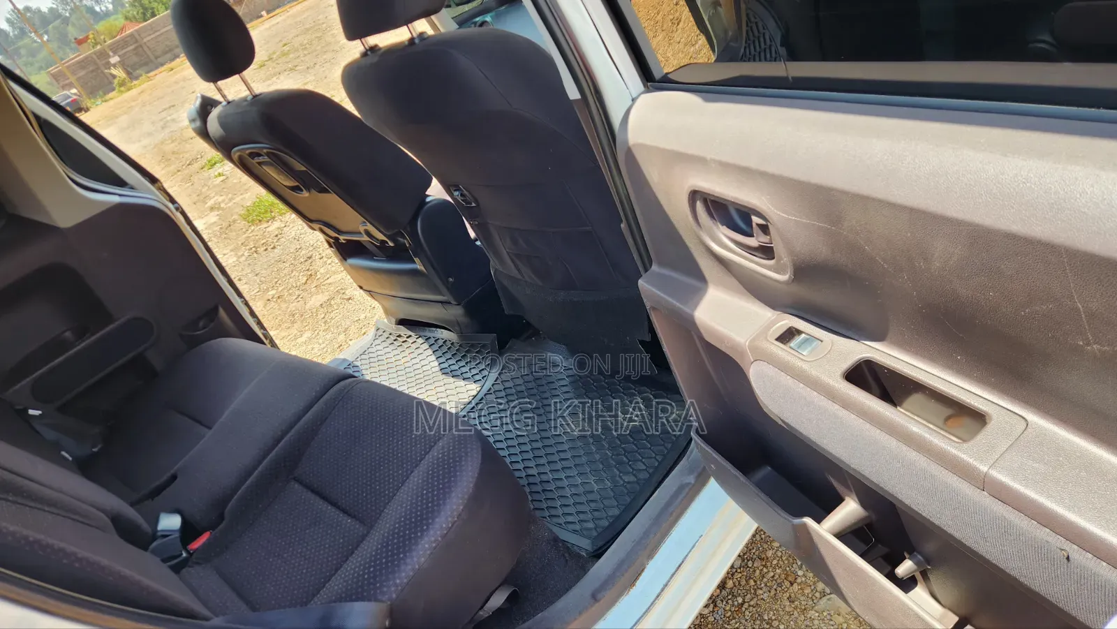 Toyota Porte 2015 White