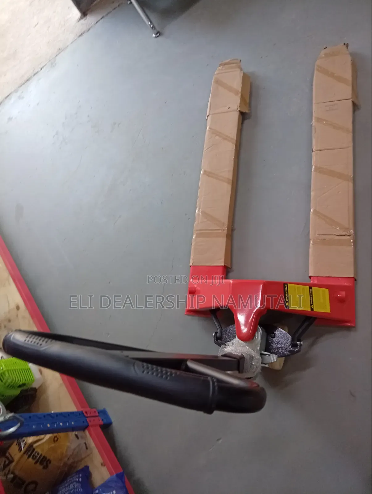 Heavy Duty Wide Pallet Truck 3000kg