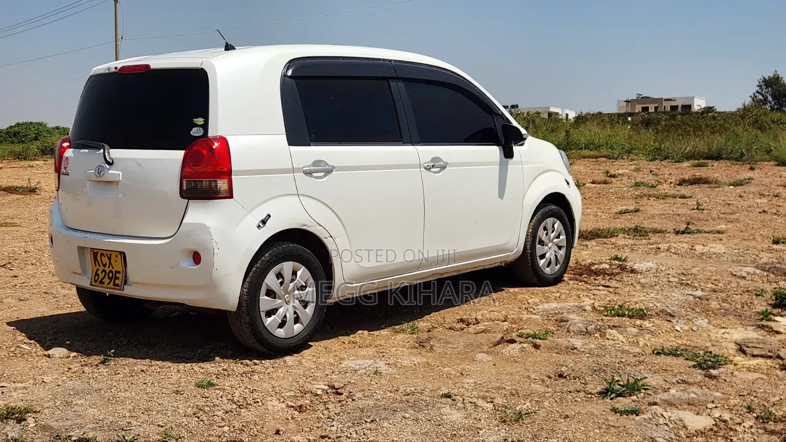 Toyota Porte 2015 White