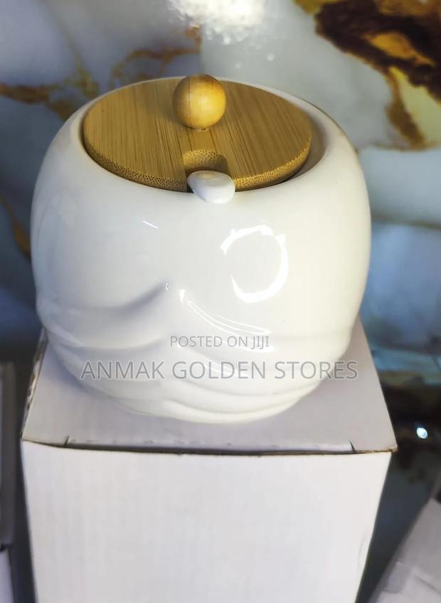 Ceramic Sugar Dish White With Bamboo Lid V Shape Line