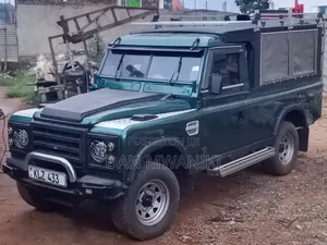 Land Rover Defender 1978 Green