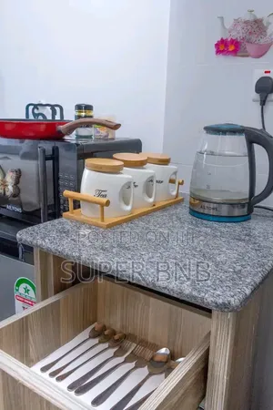 Fully Furnished and Cosy One Bedroom Airbnb in Ruaka (Ruaka Square