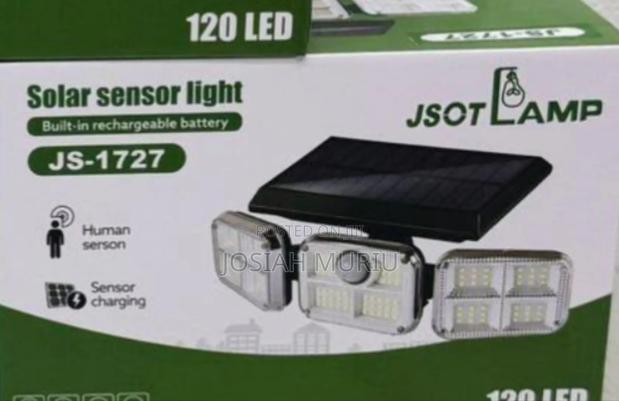 Js1727 Jsot 3 Head Solar Light - main view