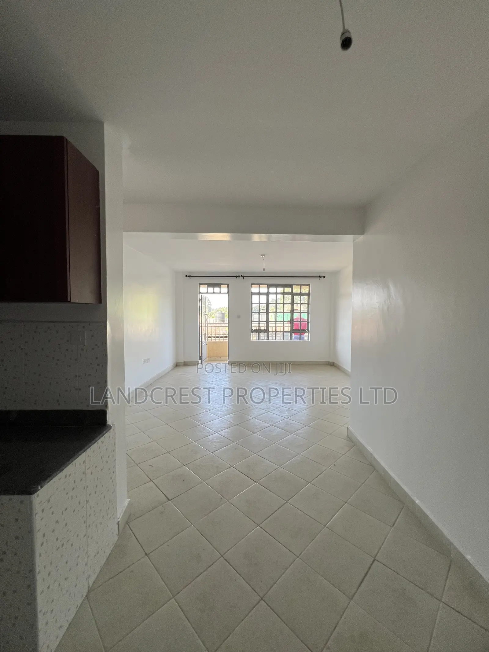 2bdrm Apartment in Zambezi/Sigona for rent