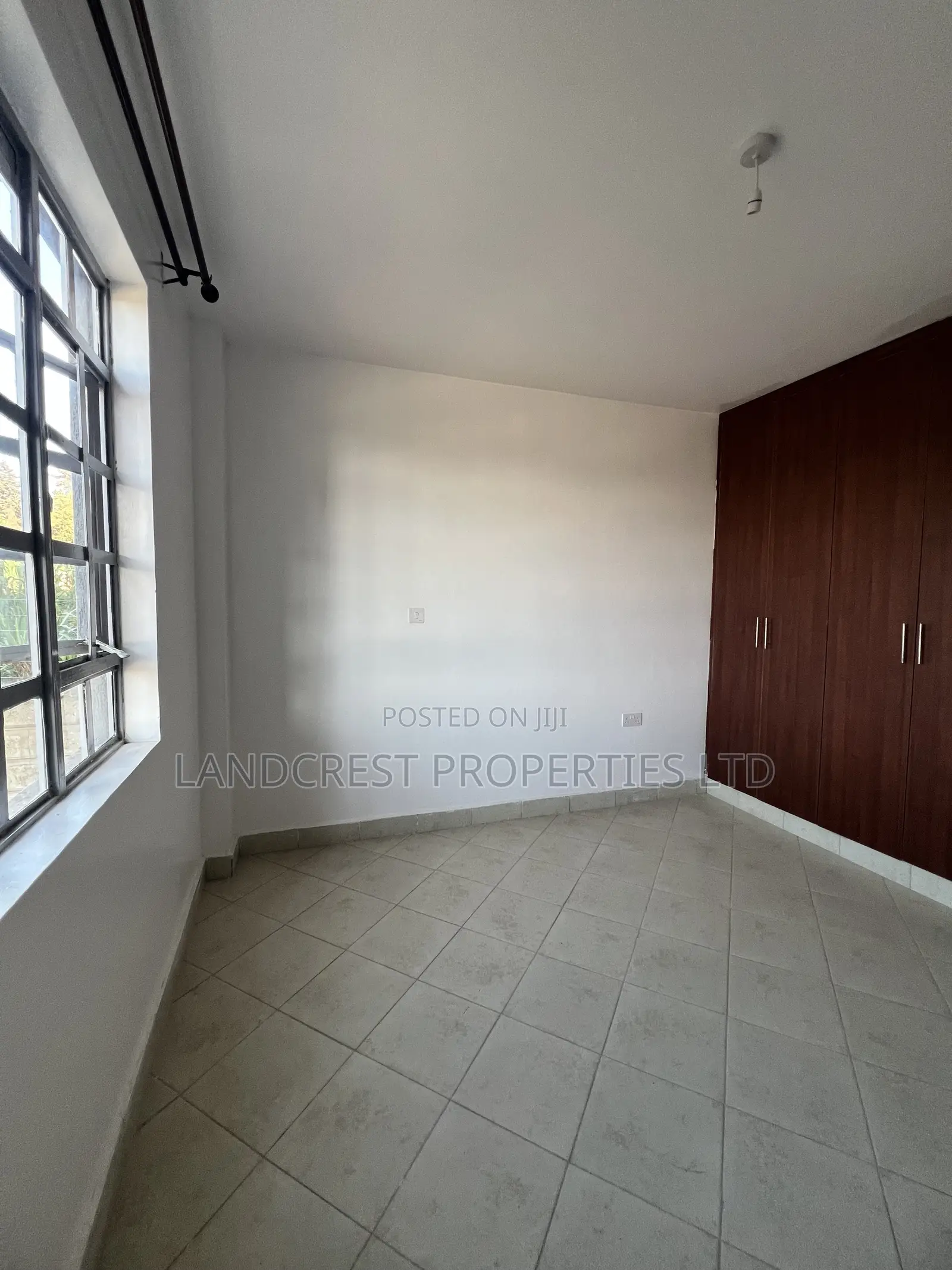 2bdrm Apartment in Zambezi/Sigona for rent