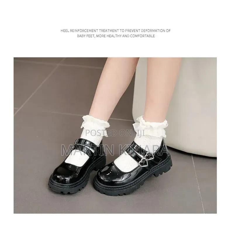 Girls Wetlook School Shoes (Size 26-36)