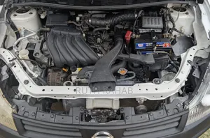 Nissan Advan 2014 White