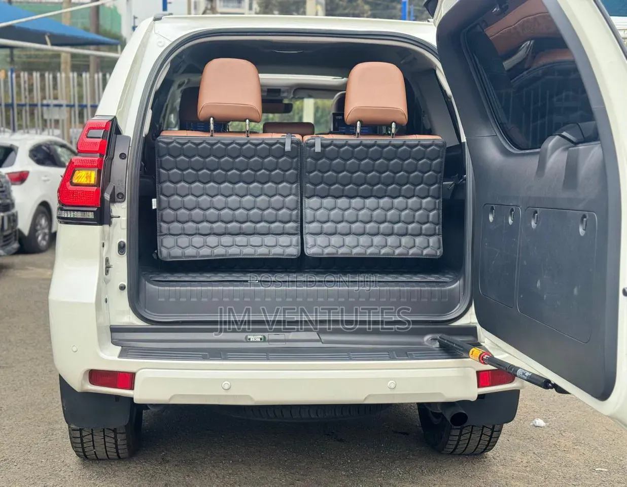 Toyota Land Cruiser Prado 2021 White