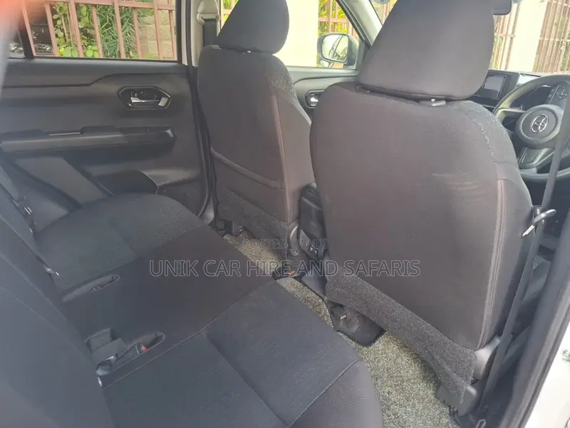 Toyota Raize 1.0 FWD 2020 Pearl