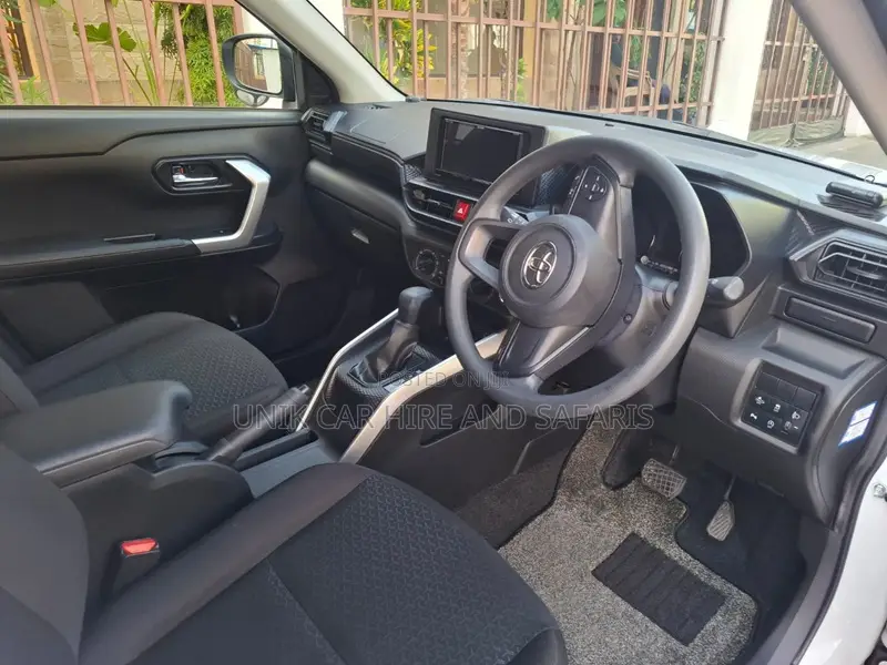 Toyota Raize 1.0 FWD 2020 Pearl