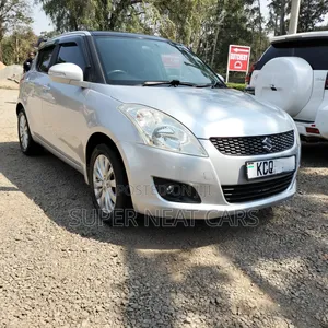 Suzuki Swift 2011 Silver