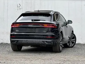 Audi Q8 55 Premium AWD quattro 2020 Black