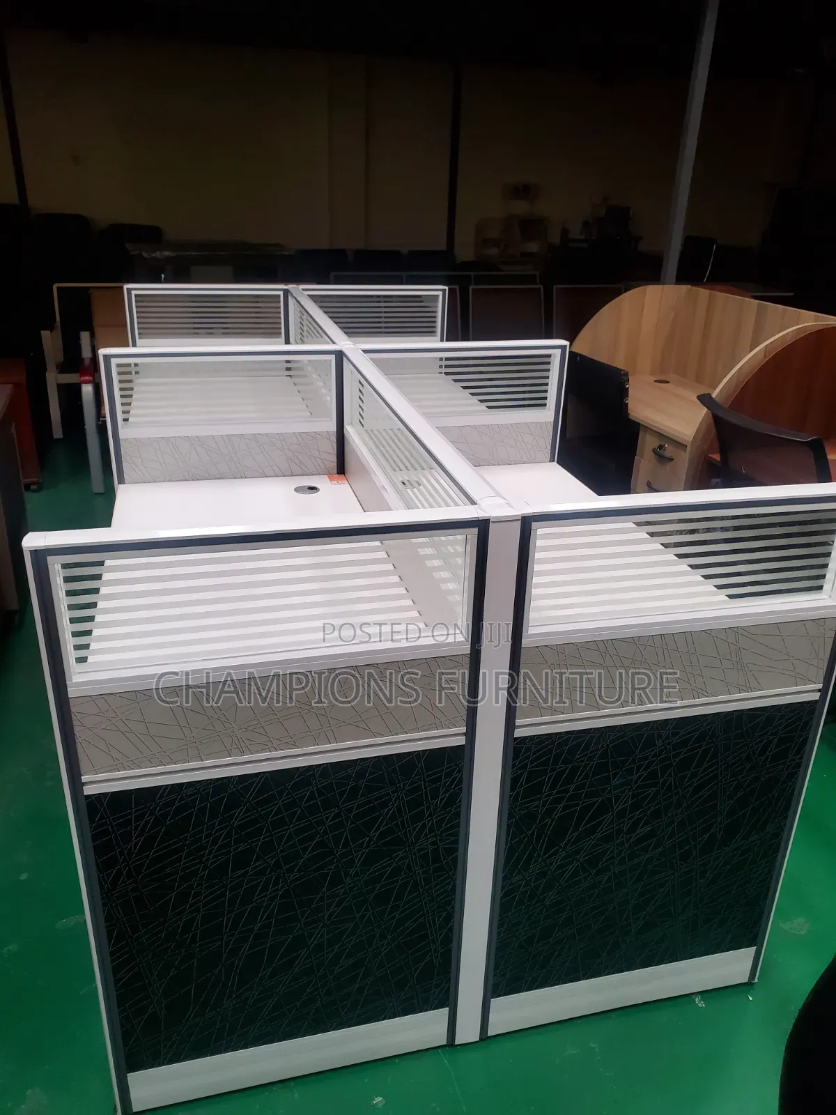 Four Way Workstation